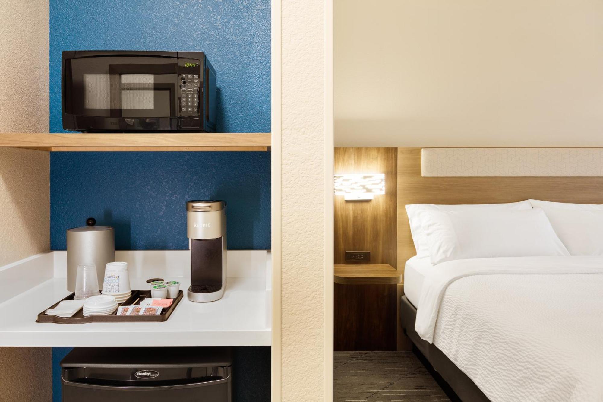Holiday Inn Express & Suites Hawthorne - Elmsford North By Ihg Dış mekan fotoğraf