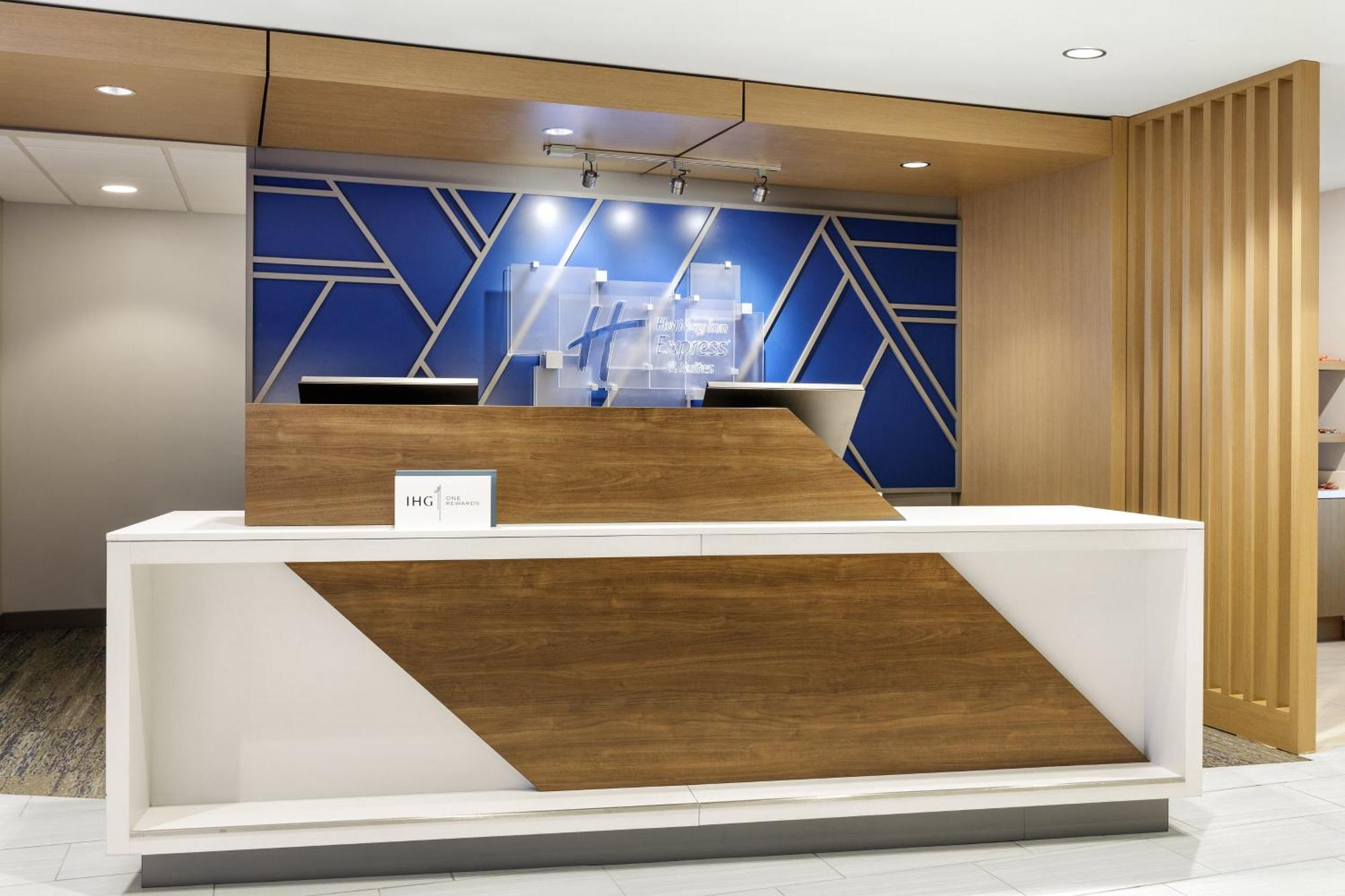 Holiday Inn Express & Suites Hawthorne - Elmsford North By Ihg Dış mekan fotoğraf